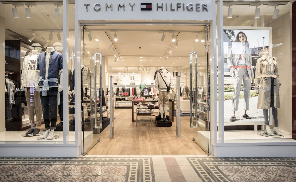 tommy hilfiger wallet fake vs real